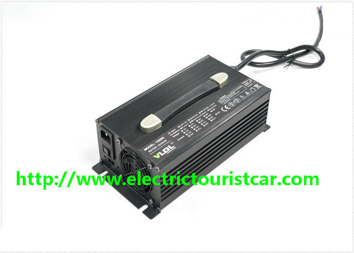 Black Housing Classic Electric Car Battery Charger 48V 25A 260*150*90 Mm