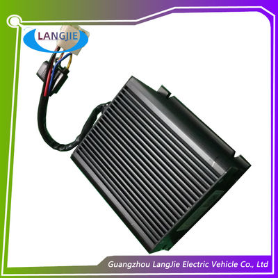 Black Electric Cart Parts Golf Cart DC Converter Dual Output Type 150mm*150mm*45.5mm